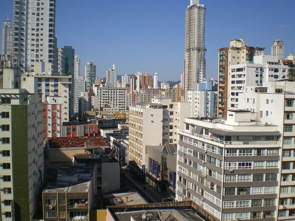 Apartamento Dante Tomio Balneário Camboriú Zewnętrze zdjęcie