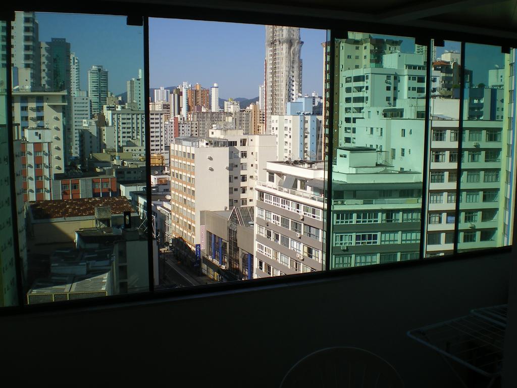Apartamento Dante Tomio Balneário Camboriú Zewnętrze zdjęcie